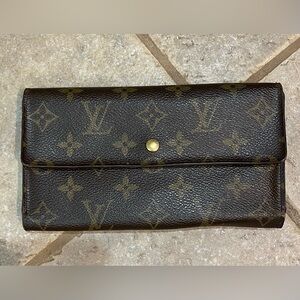 VINTAGE Louis Vuitton Tri-Fold Wallet *Authentic*